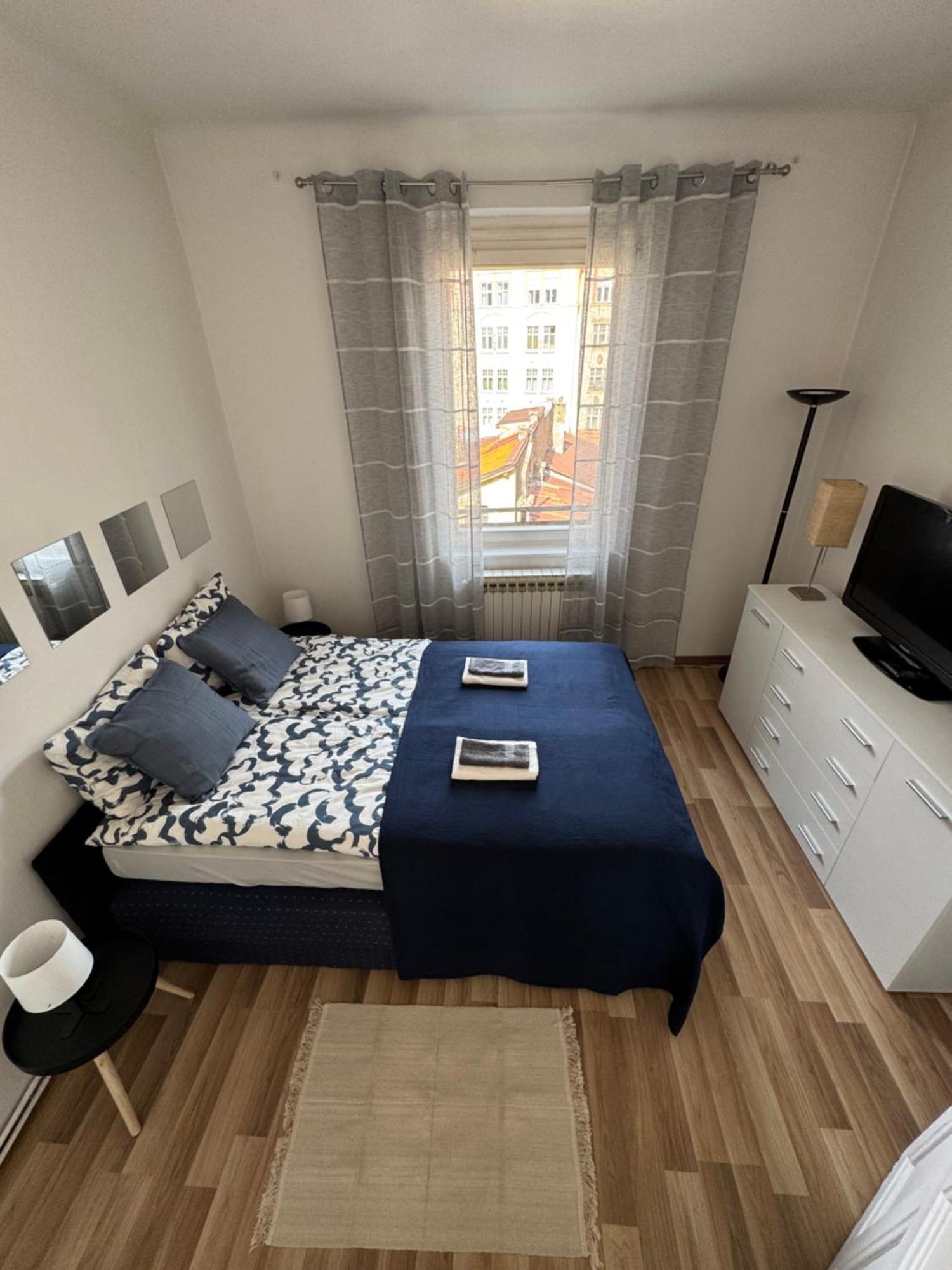 Apartment By Theatre SJJ Exterior foto